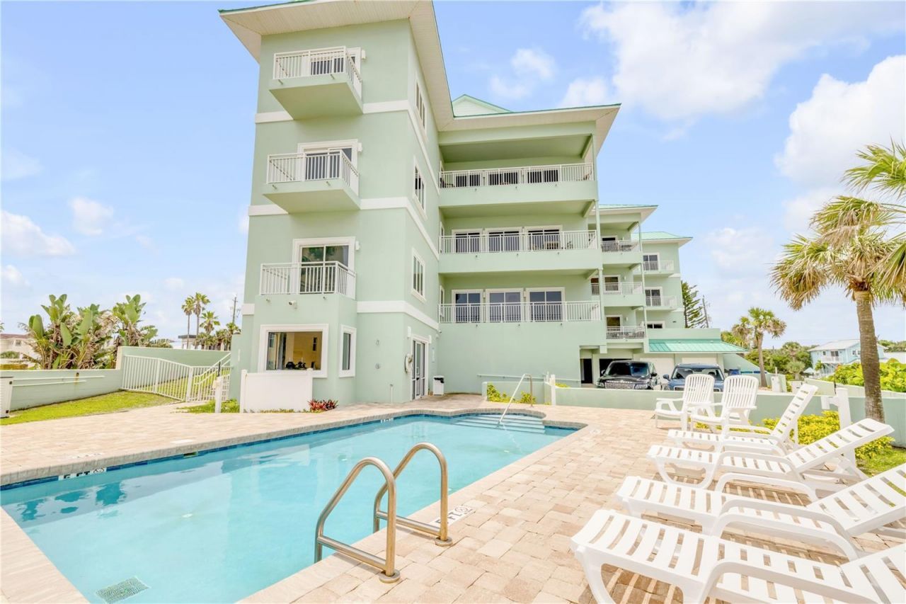 423 S Atlantic Avenue, Unit 301, New Smyrna Beach, FL 32169 Photo