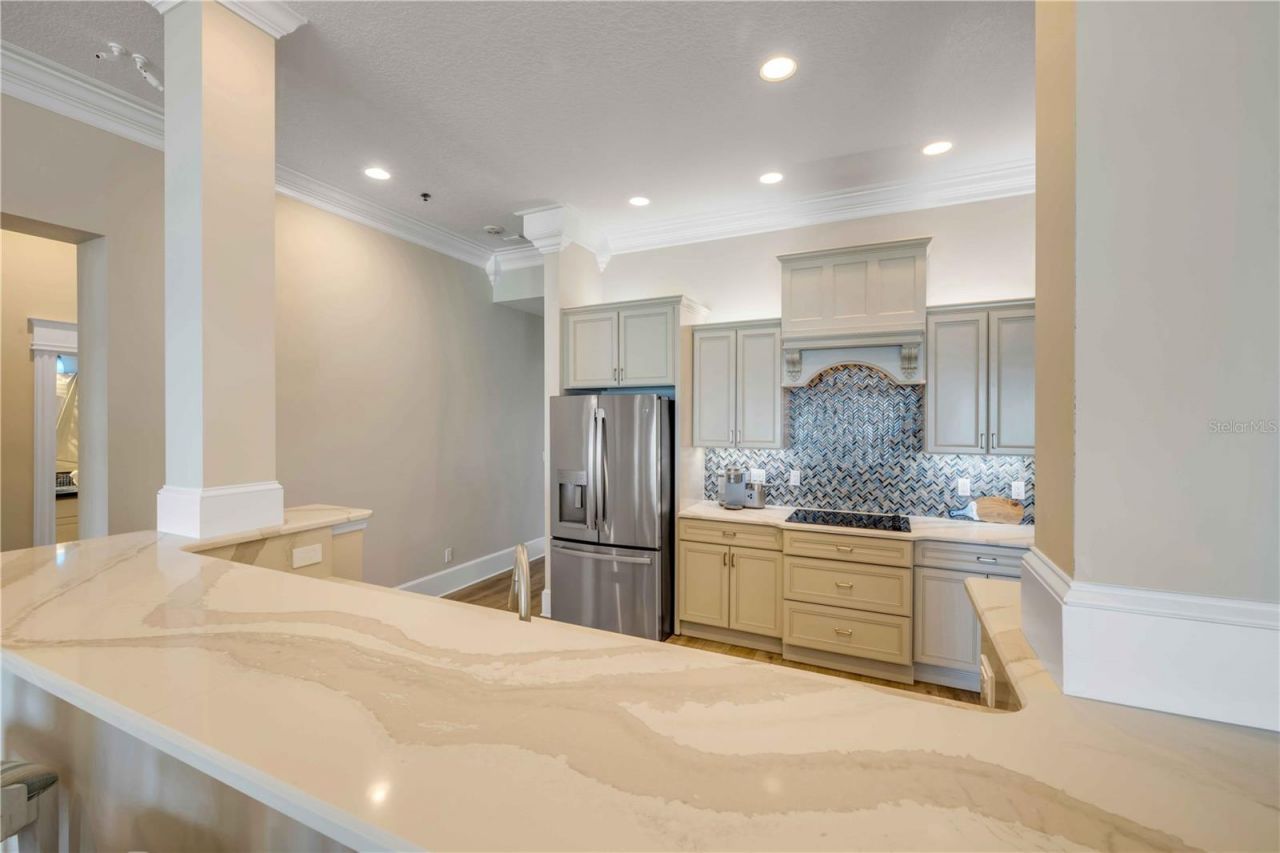 423 S Atlantic Avenue, Unit 301, New Smyrna Beach, FL 32169 Photo