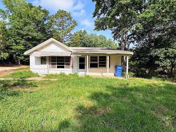 1565 County Road 61, Roanoke, AL 36274