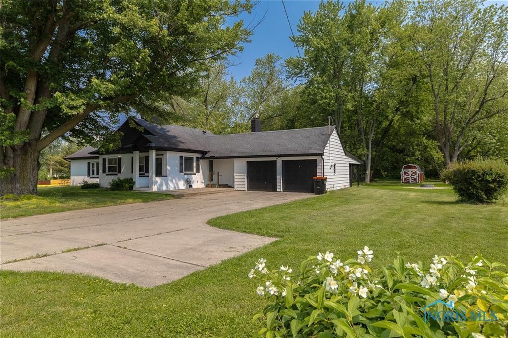 12922 Airport Highway, Swanton, OH 43558 Main Photo