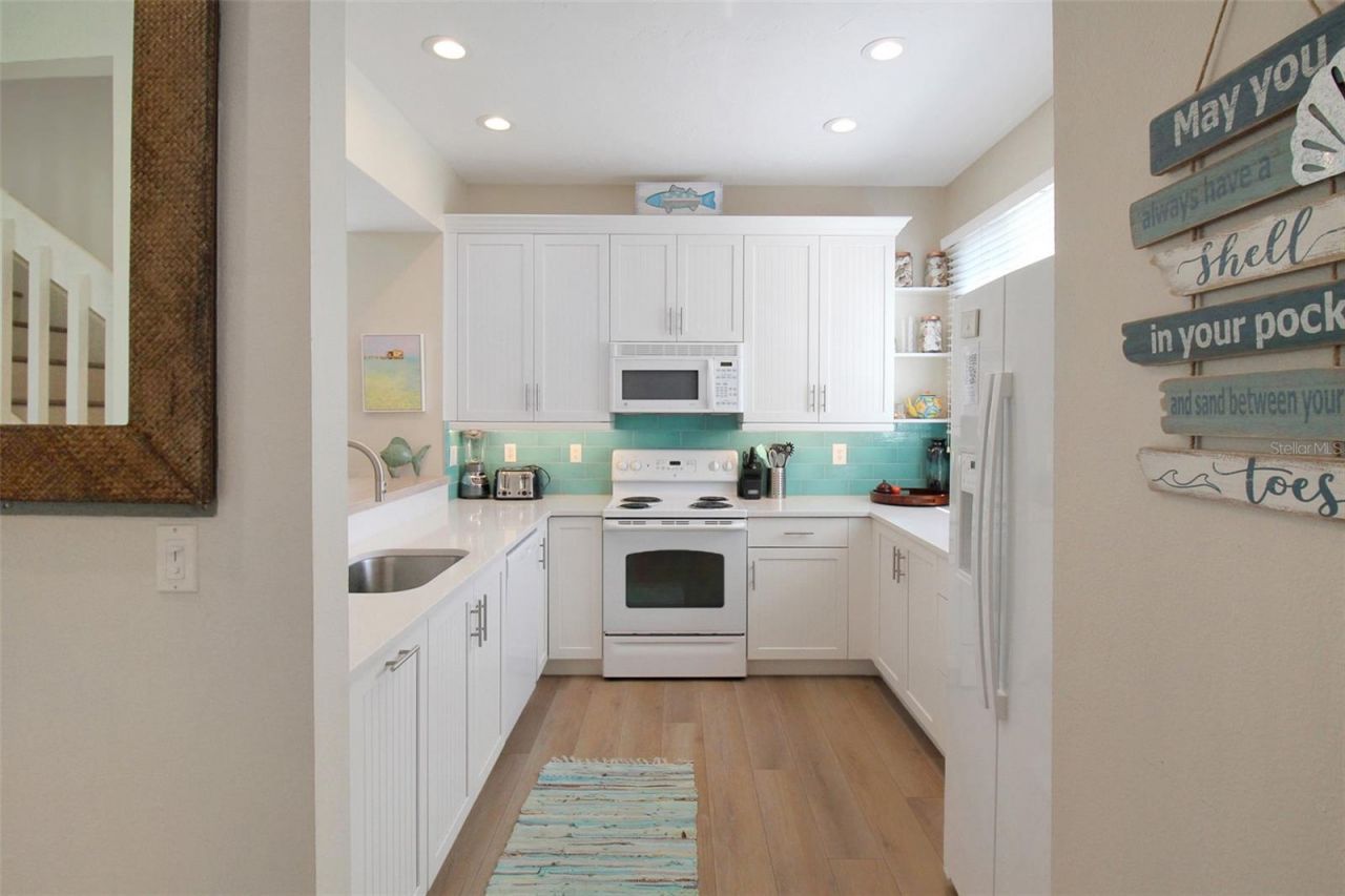 535 Forest Way, Longboat Key, FL 34228 Photo