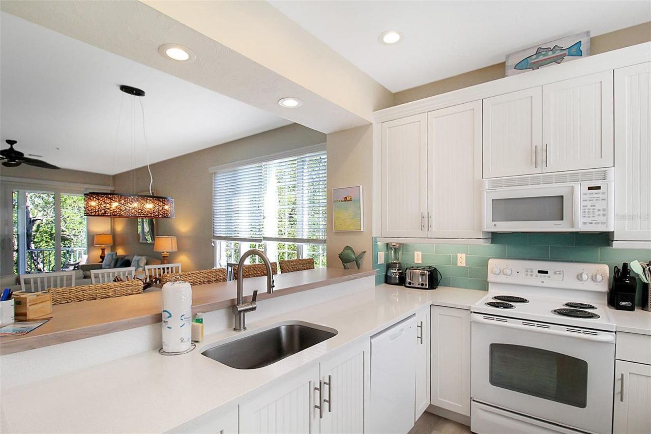 535 Forest Way, Longboat Key, FL 34228 Photo