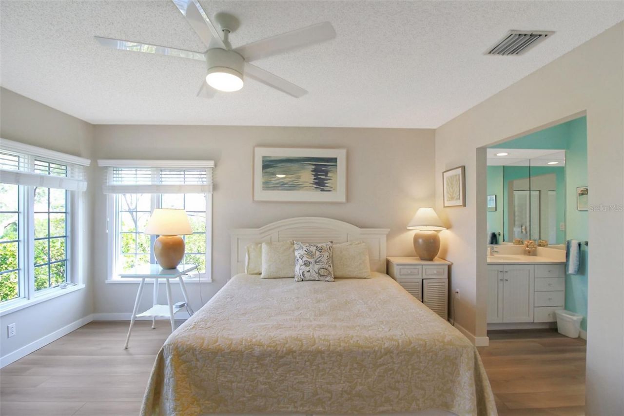 535 Forest Way, Longboat Key, FL 34228 Photo