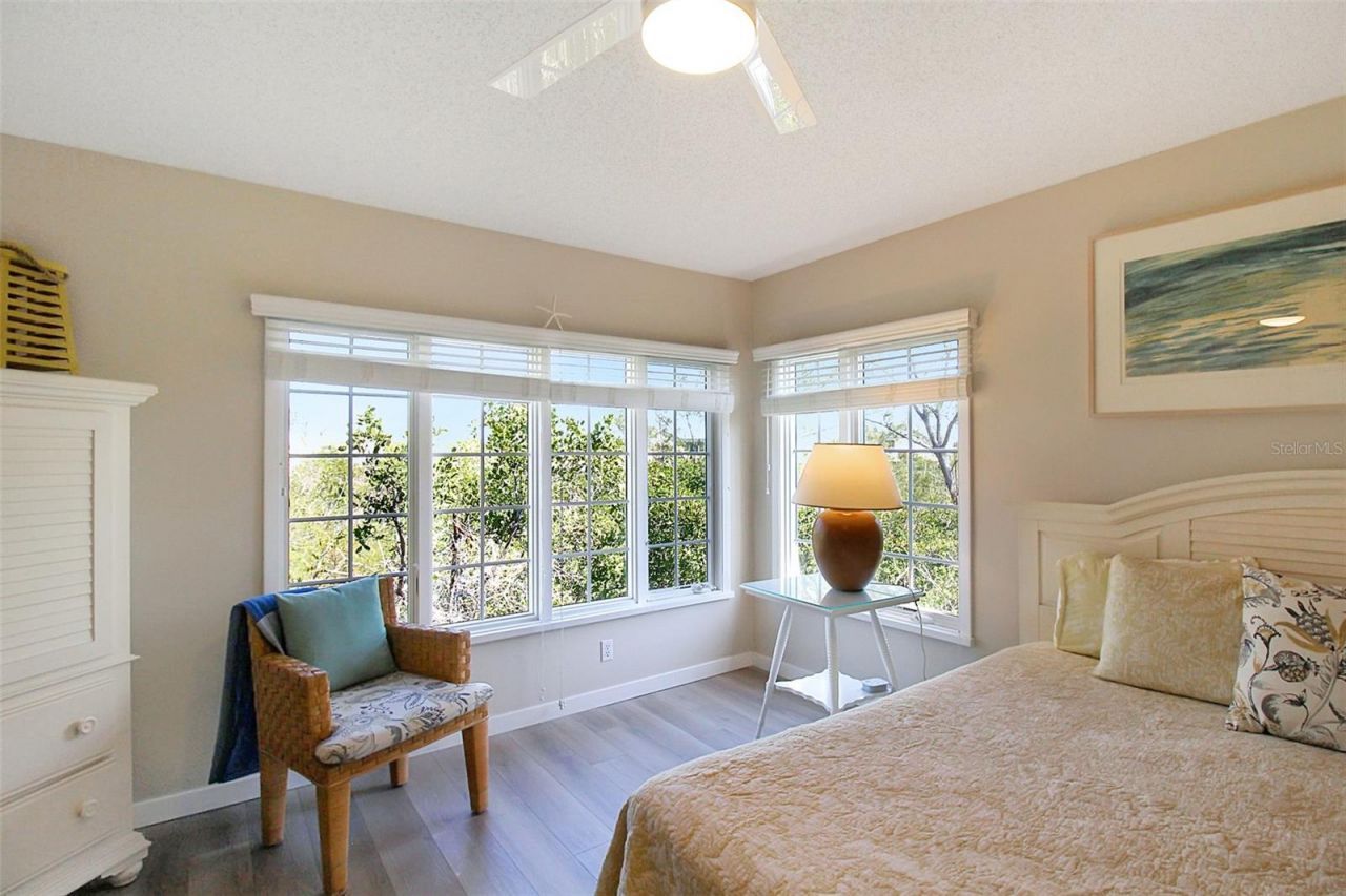 535 Forest Way, Longboat Key, FL 34228 Photo