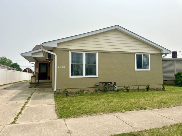 1625 W Main Street, Ottawa, IL 61350