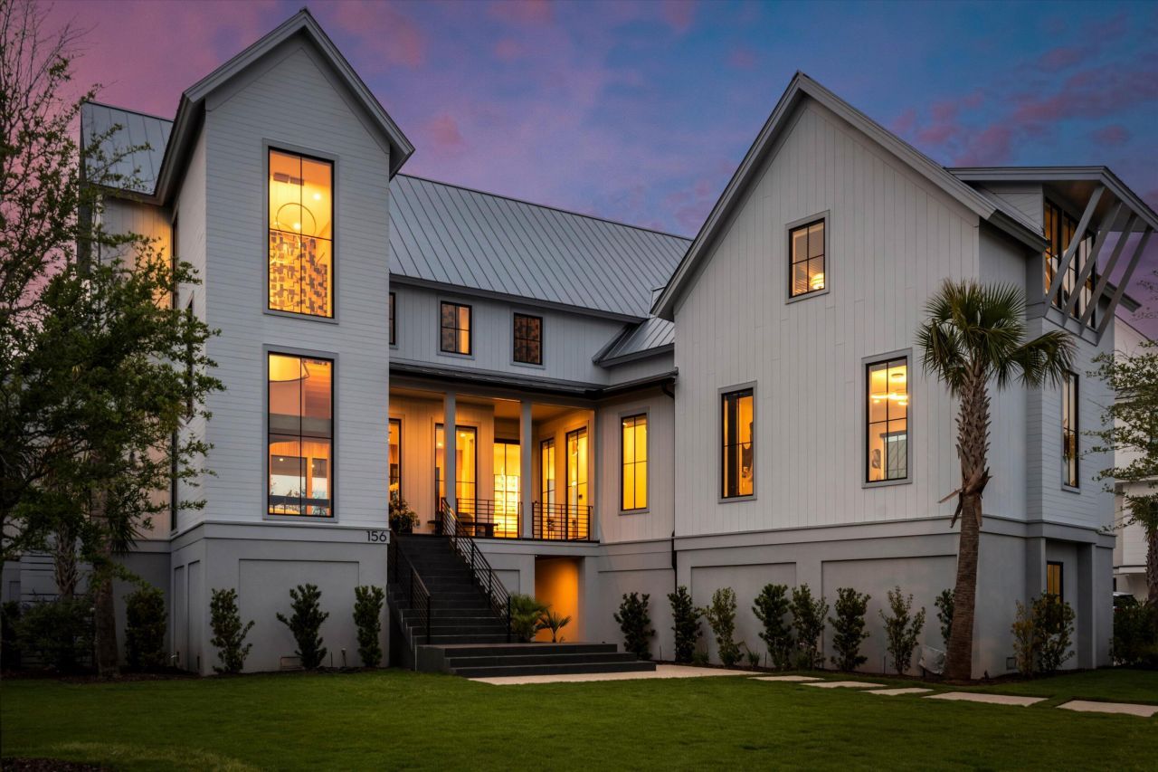 156 Nobels Point Street Photo 1