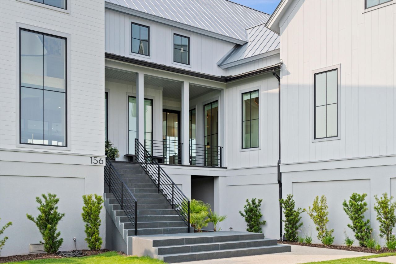 156 Nobels Point Street Photo 10