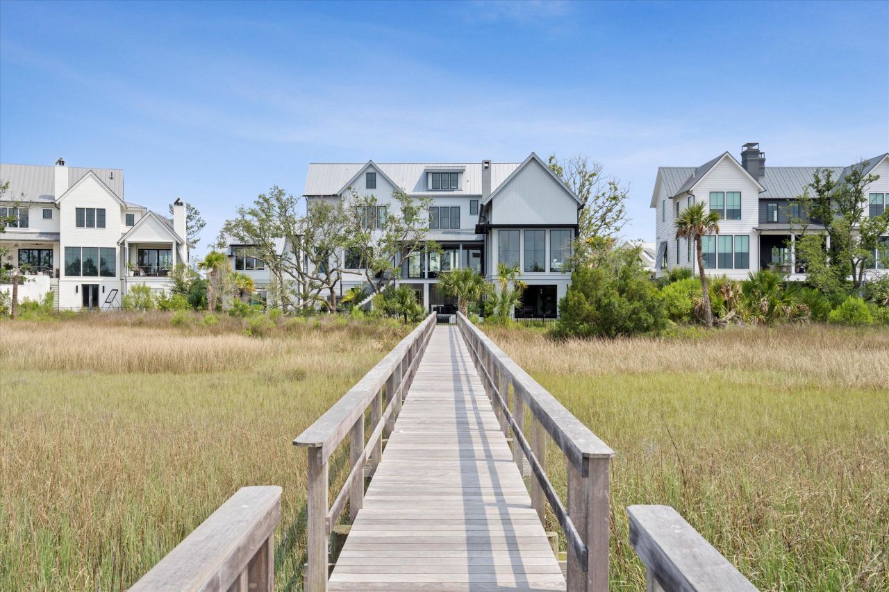 156 Nobels Point Street Photo 104