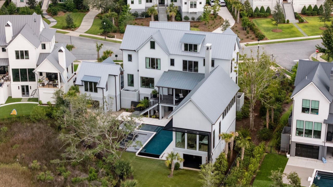 156 Nobels Point Street Photo 123