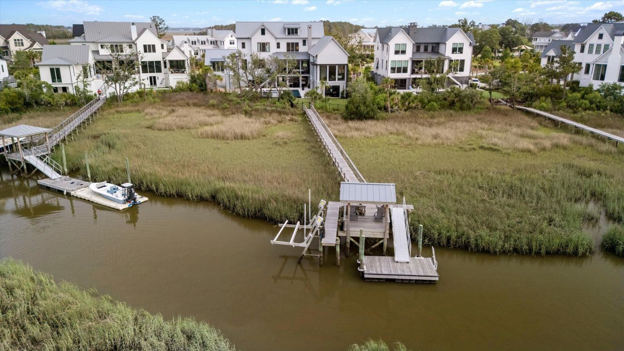 156 Nobels Point Street Photo 126