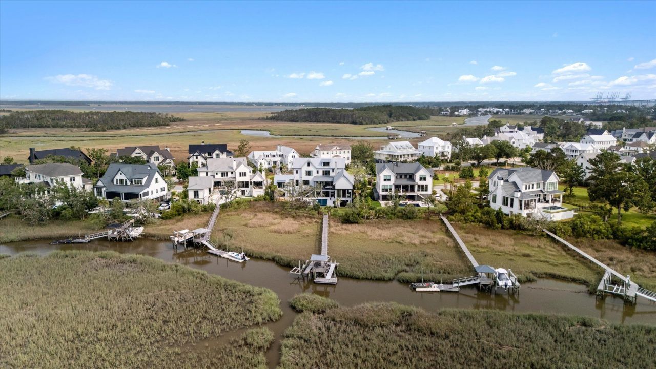 156 Nobels Point Street Photo 129