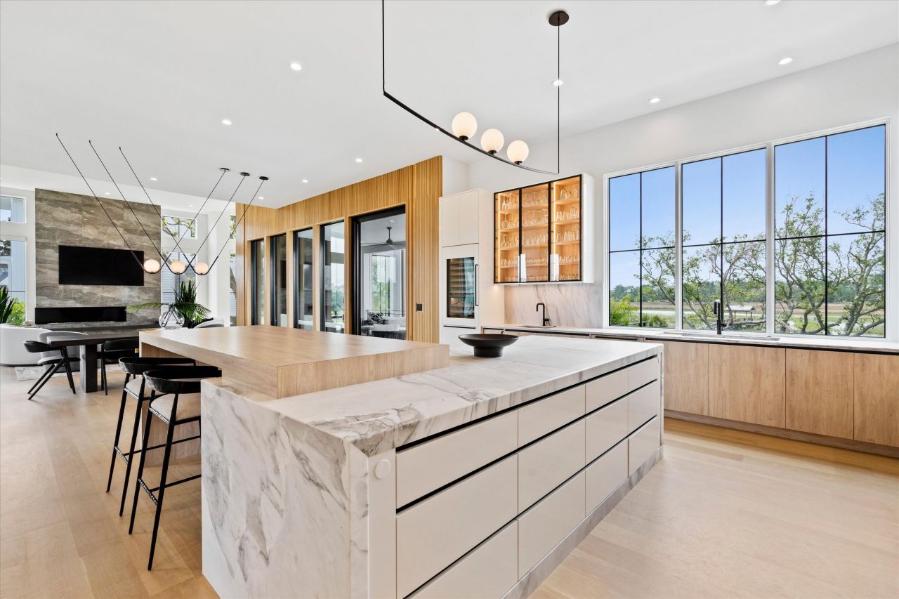 156 Nobels Point Street Photo 20