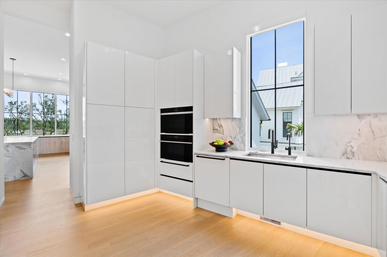 156 Nobels Point Street Photo 28