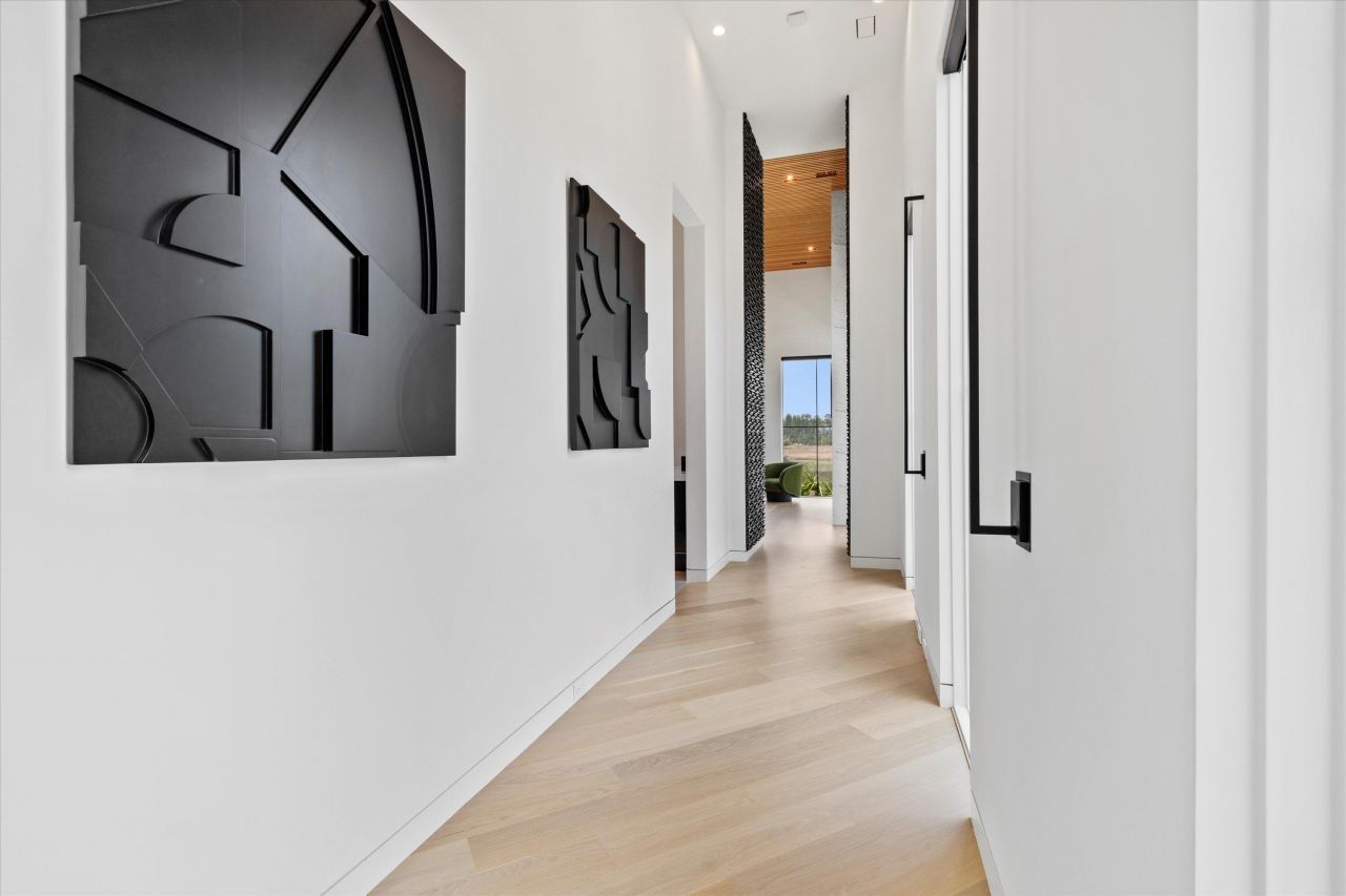 156 Nobels Point Street Photo 34