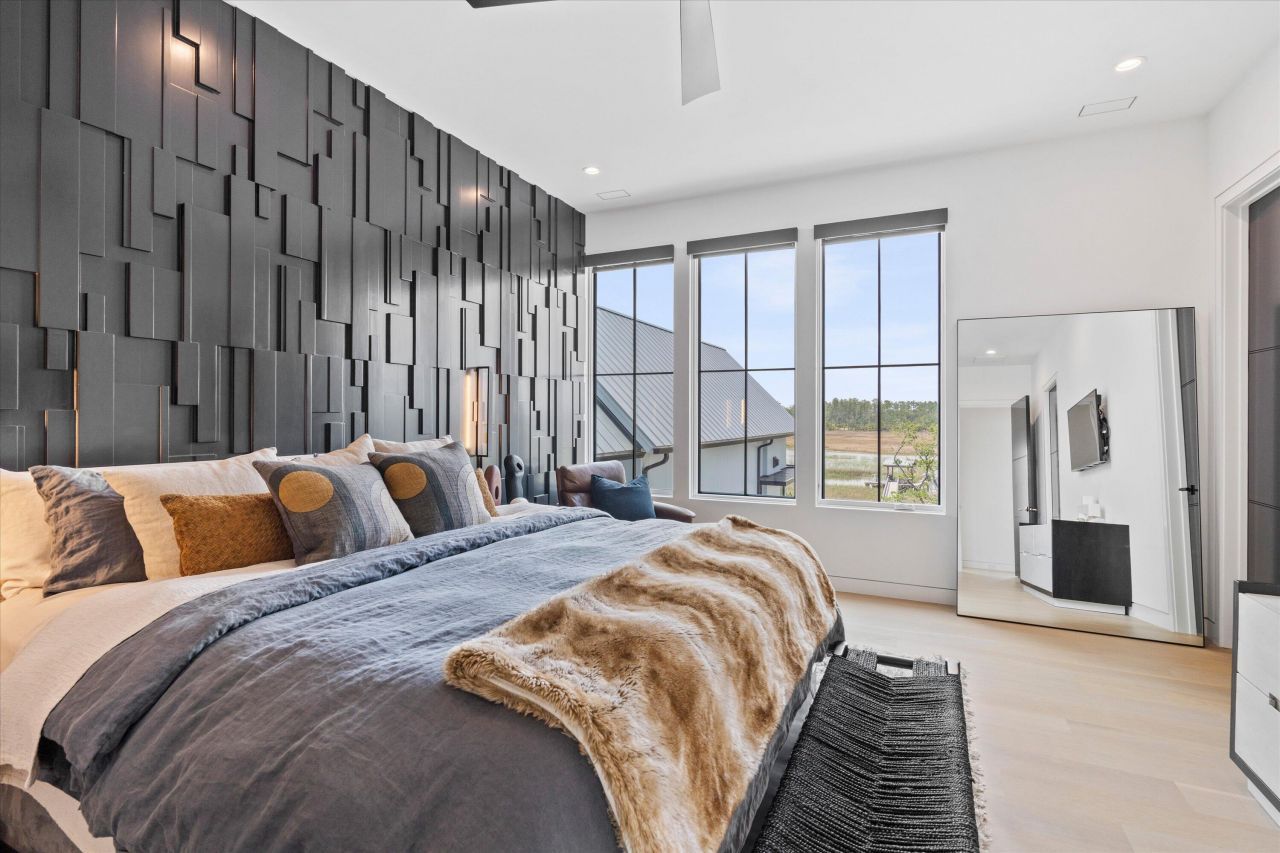 156 Nobels Point Street Photo 53