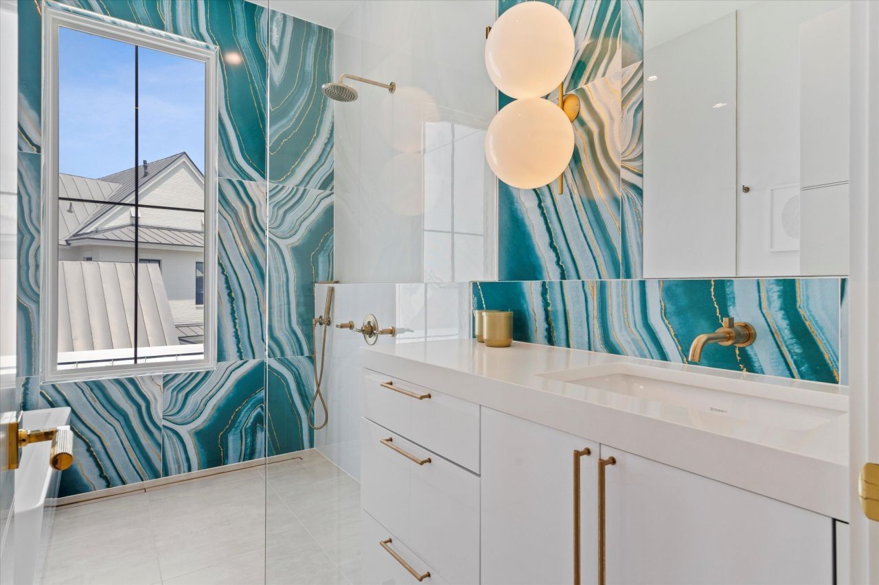 156 Nobels Point Street Photo 60