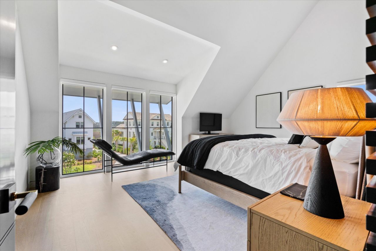 156 Nobels Point Street Photo 65