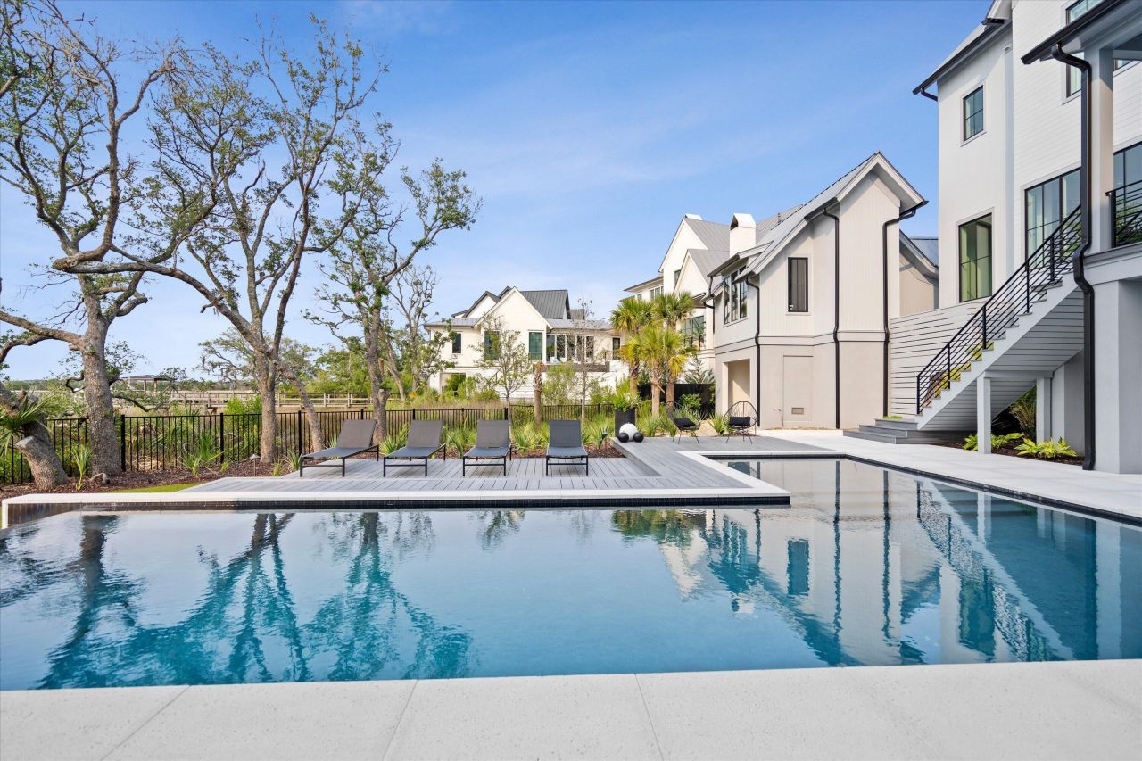 156 Nobels Point Street Photo 85