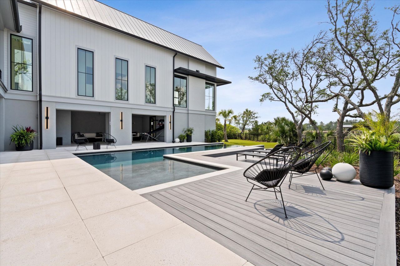 156 Nobels Point Street Photo 91