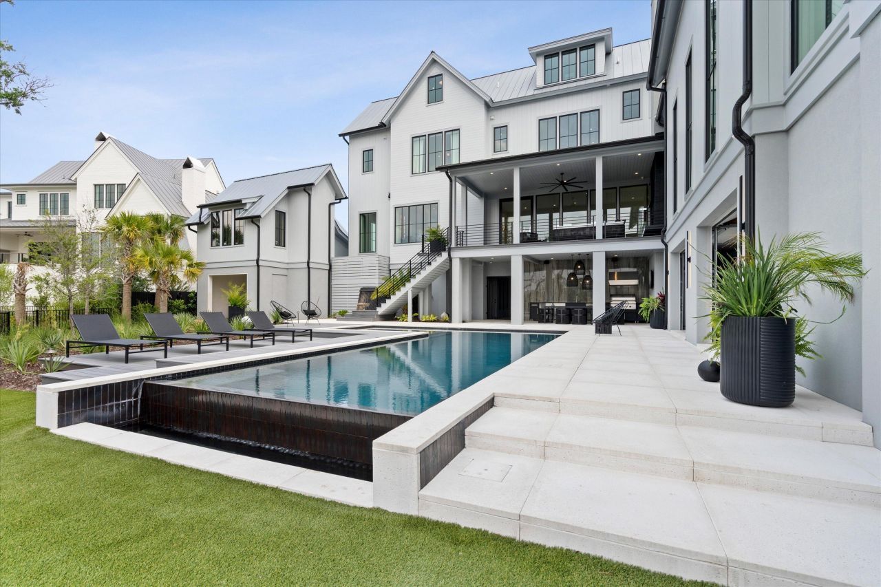 156 Nobels Point Street Photo 92