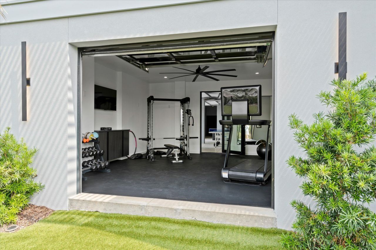 156 Nobels Point Street Photo 99