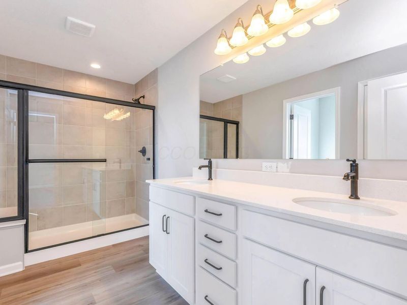 403 Coachman Drive, Pataskala, OH 43062 Photo 9