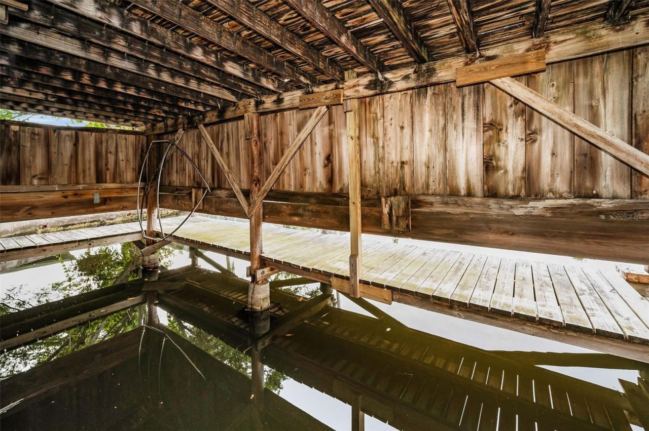 394 Georgia Avenue, Crystal Beach, FL 34681 Photo