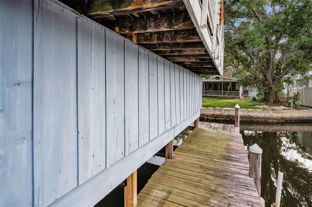 394 Georgia Avenue, Crystal Beach, FL 34681 Photo