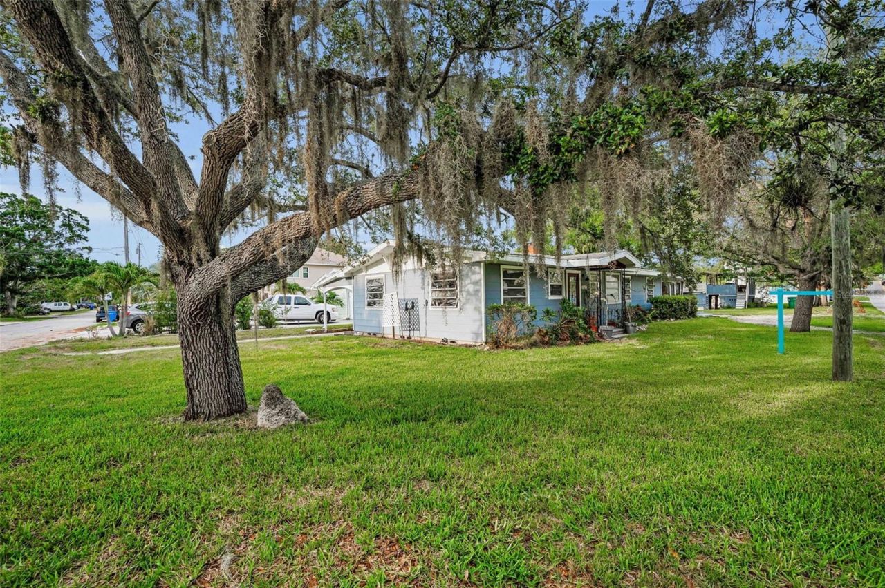394 Georgia Avenue, Crystal Beach, FL 34681 Photo