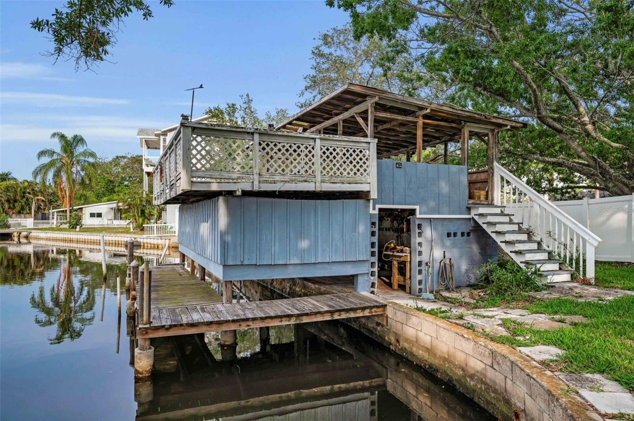 394 Georgia Avenue, Crystal Beach, FL 34681 Photo