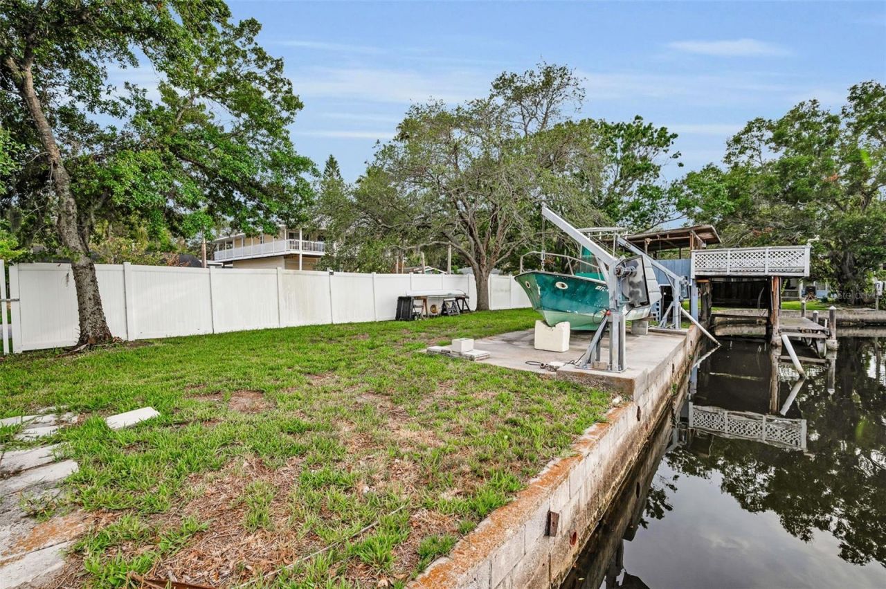 394 Georgia Avenue, Crystal Beach, FL 34681 Photo