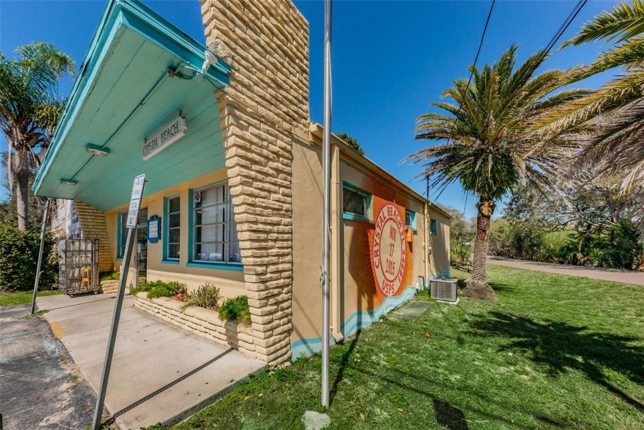 394 Georgia Avenue, Crystal Beach, FL 34681 Photo