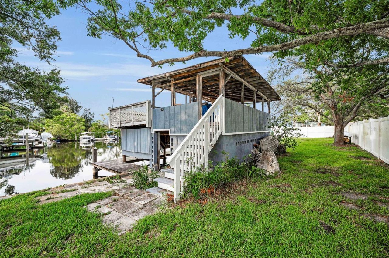 394 Georgia Avenue, Crystal Beach, FL 34681 Photo