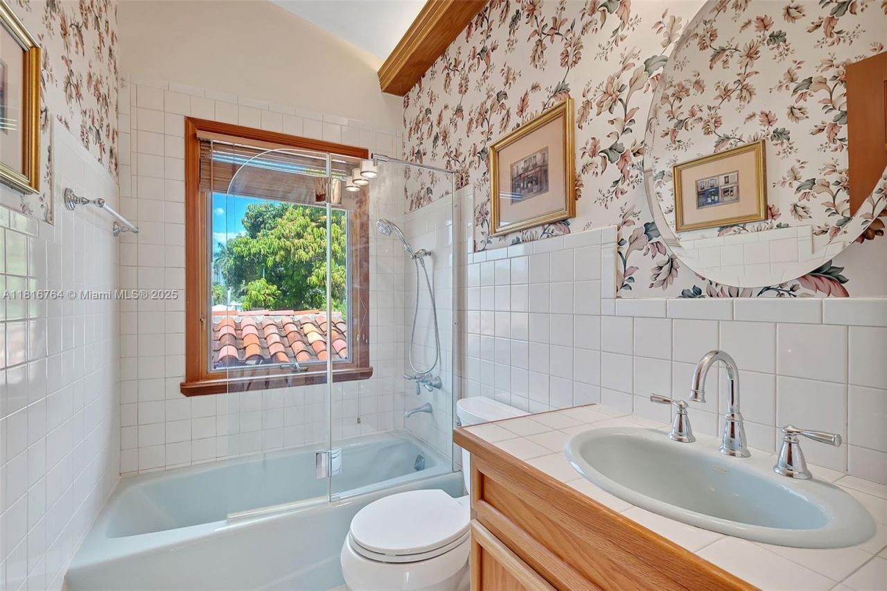 325 Bontona Ave, Fort Lauderdale, FL 33301 Photo