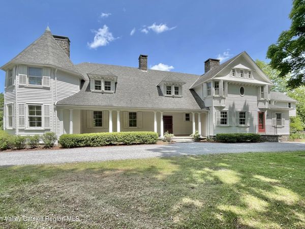 55 Leggett Road, Stone Ridge, NY 12484