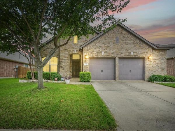 1616 Nightingale Drive, Aubrey, TX 76227
