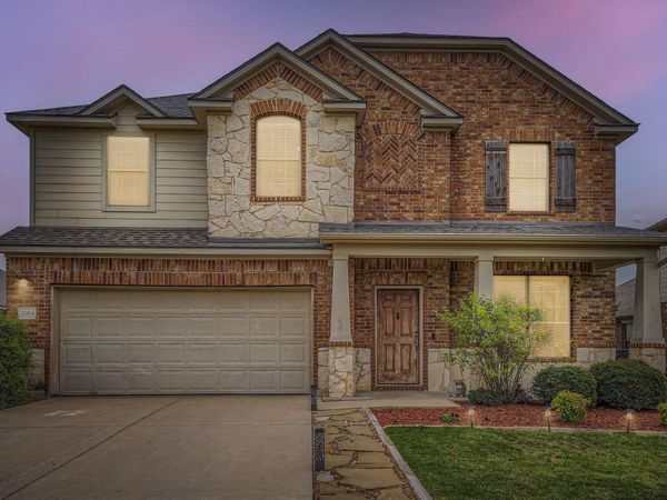 2004 S Ash CV W, Hutto, TX 78634