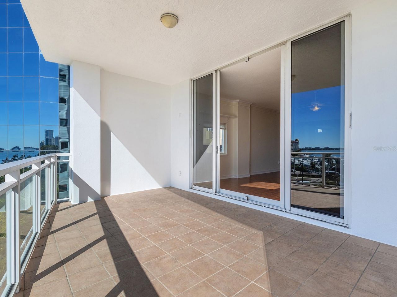 1233 N Gulfstream Avenue, Unit 401, Sarasota, FL 34236 Photo