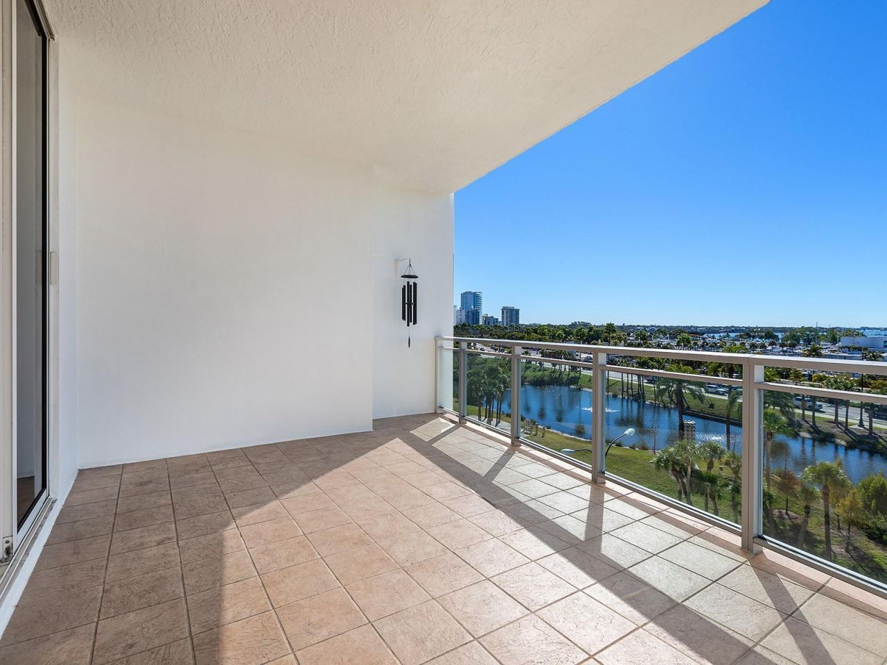 1233 N Gulfstream Avenue, Unit 401, Sarasota, FL 34236 Photo