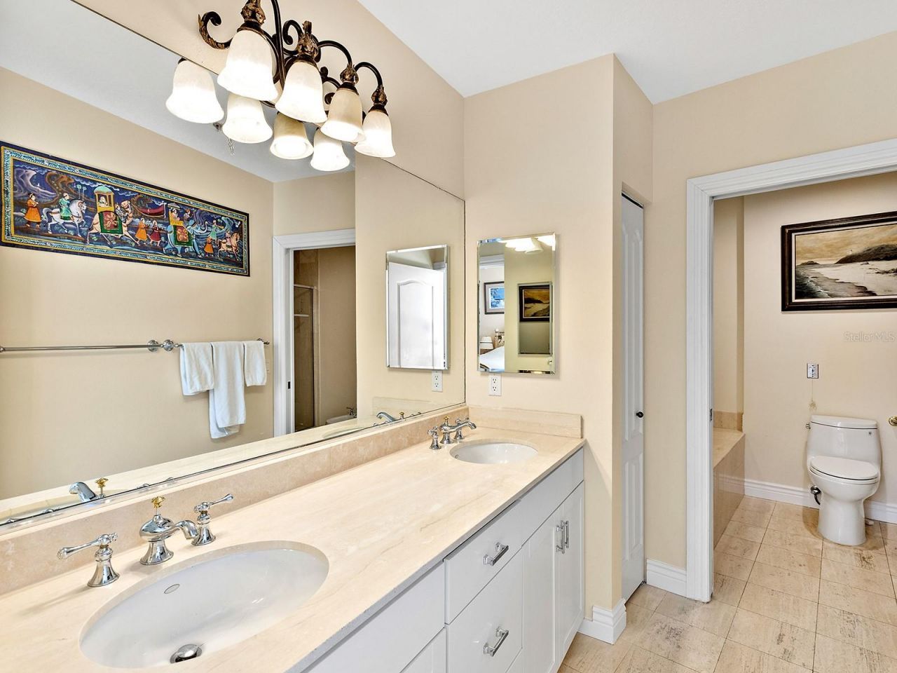 1233 N Gulfstream Avenue, Unit 401, Sarasota, FL 34236 Photo