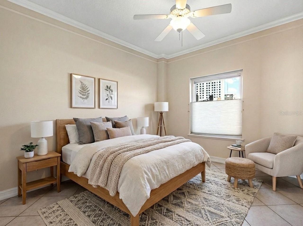 1233 N Gulfstream Avenue, Unit 401, Sarasota, FL 34236 Photo