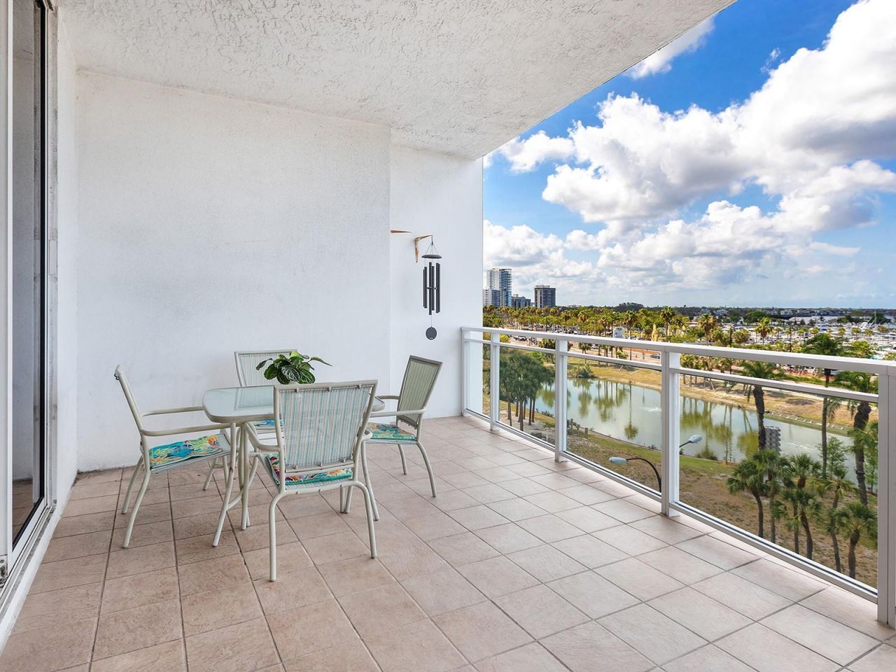 1233 N Gulfstream Avenue, Unit 401, Sarasota, FL 34236 Photo