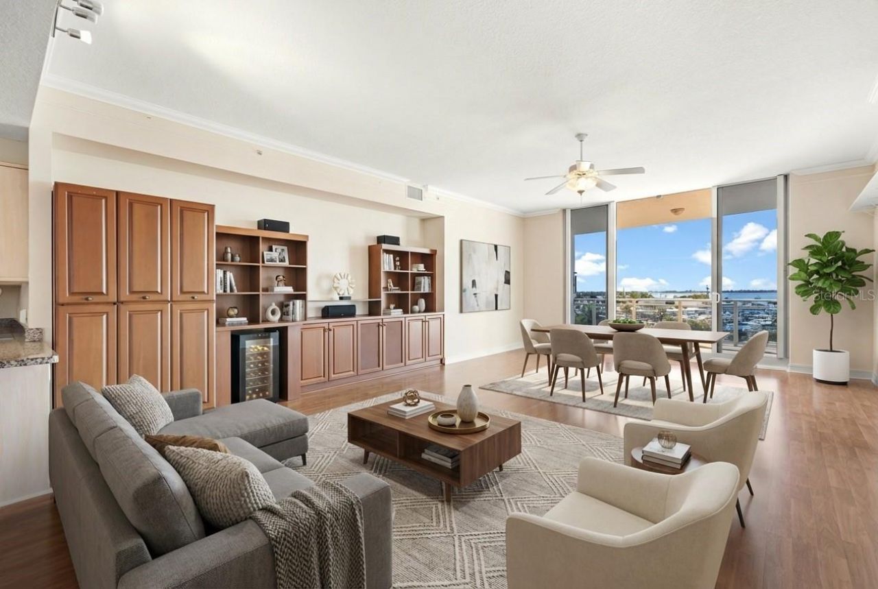 1233 N Gulfstream Avenue, Unit 401, Sarasota, FL 34236 Photo