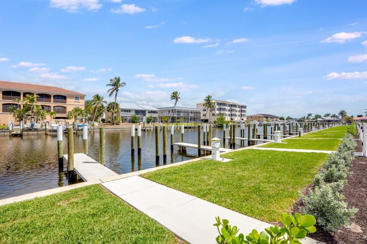 1623 Sea Haven Drive, Unit 301, Punta Gorda, FL 33950 Photo