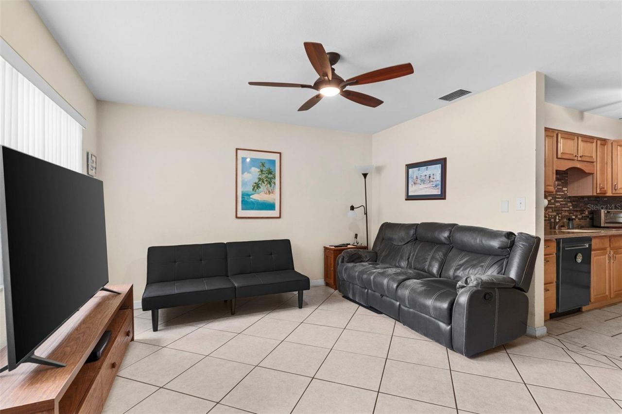 7276 21st Street N, Saint Petersburg, FL 33702 Photo