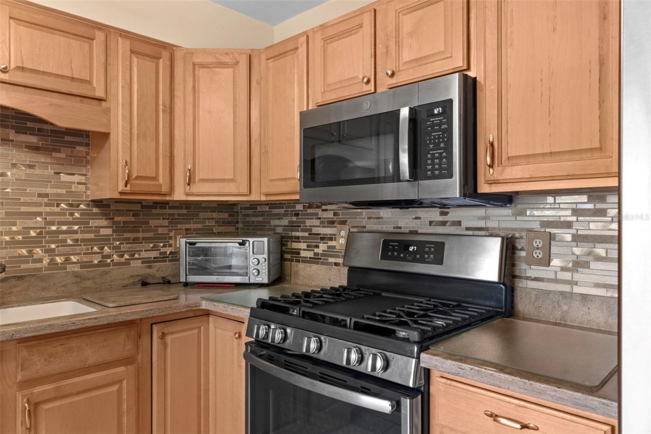 7276 21st Street N, Saint Petersburg, FL 33702 Photo