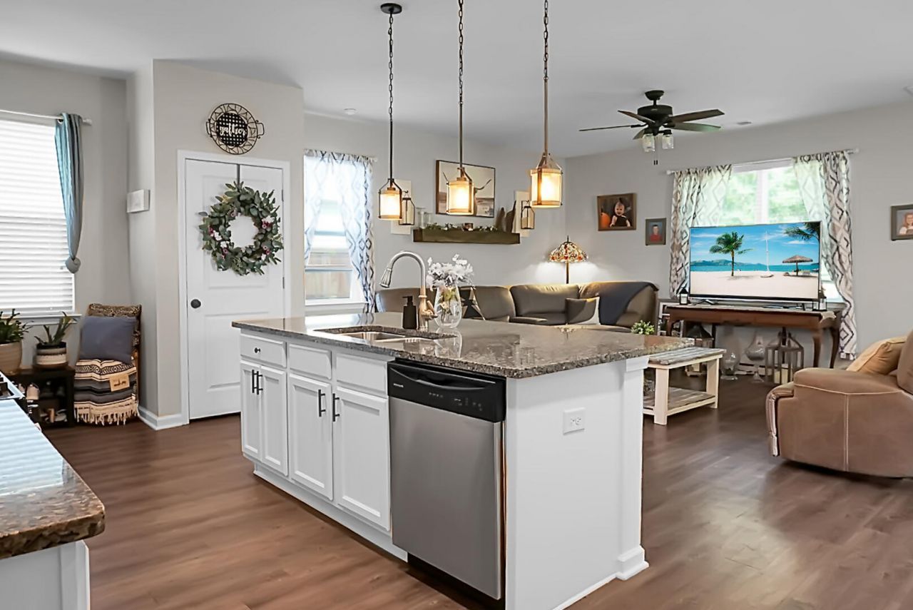 508 Glady Road Photo 10