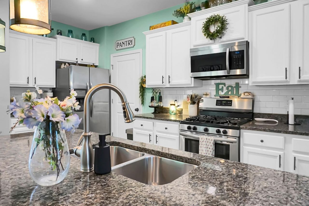 508 Glady Road Photo 9