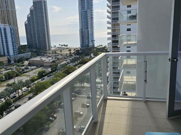 230 174th St, Unit 1805, Sunny Isles Beach, FL 33160