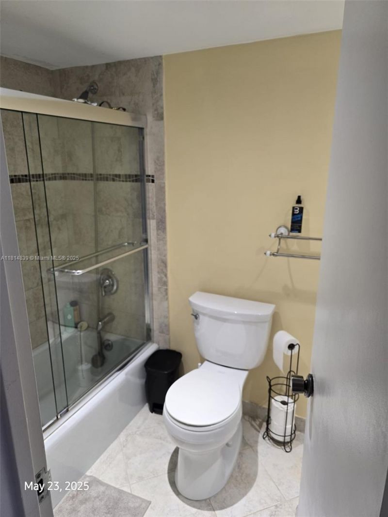 230 174th St, Unit 1805, Sunny Isles Beach, FL 33160 Photo